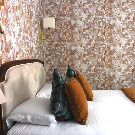 Hotel Le Moulin Des Ruats Avallon Esterno foto