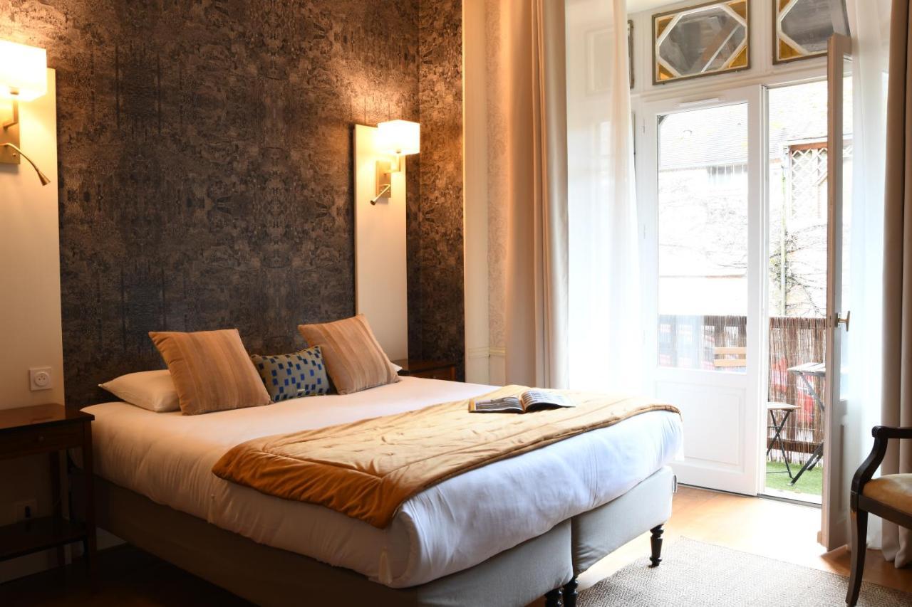 Hotel Le Moulin Des Ruats Avallon Esterno foto