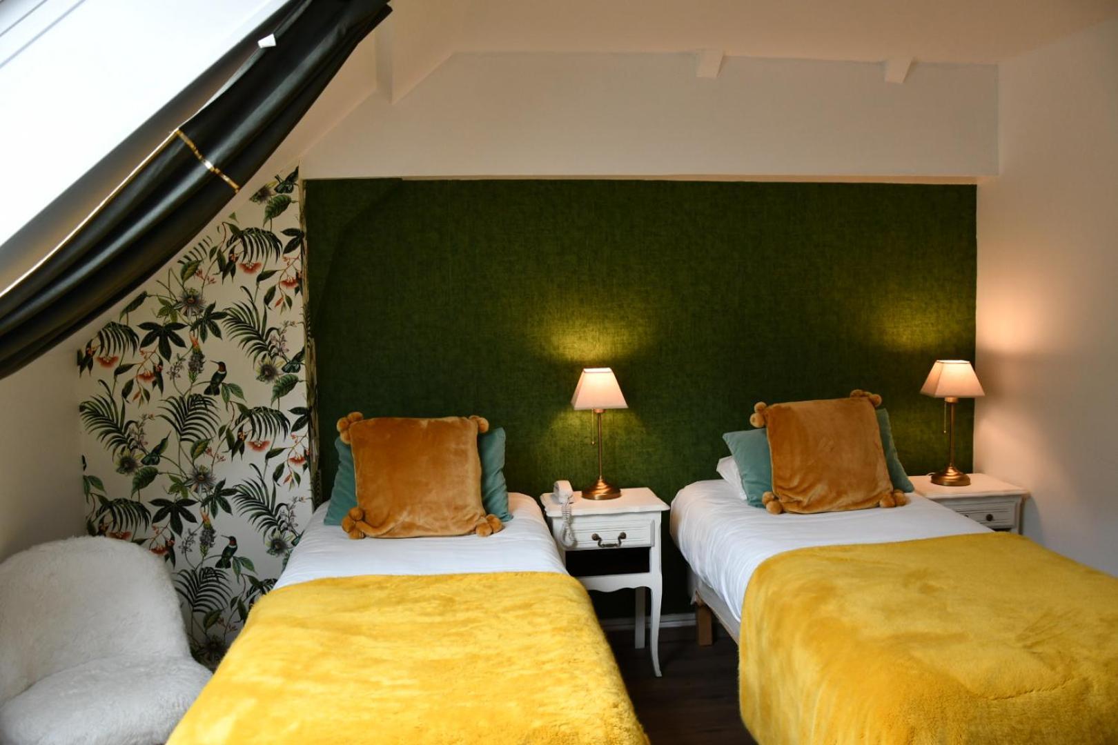 Hotel Le Moulin Des Ruats Avallon Esterno foto